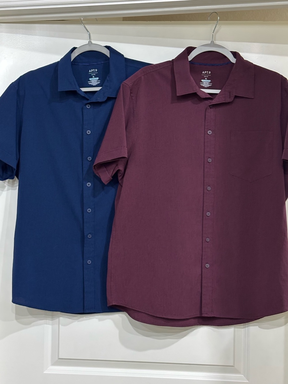 Apt. 9 Short-Sleeve Button-Down Shirts in Navy and Burgundy